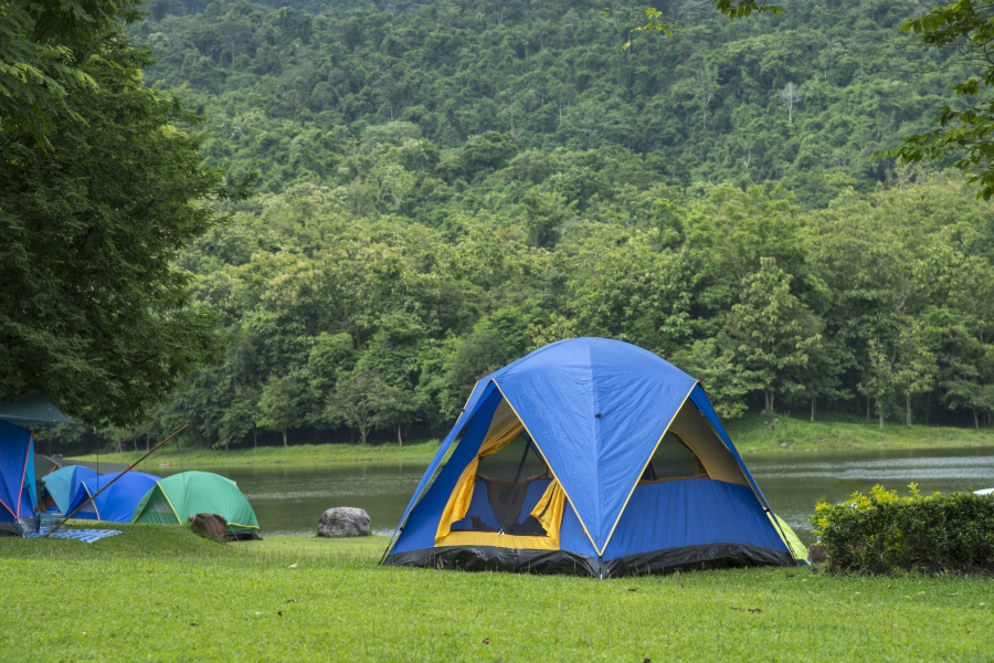 tente de camping étang de Thau